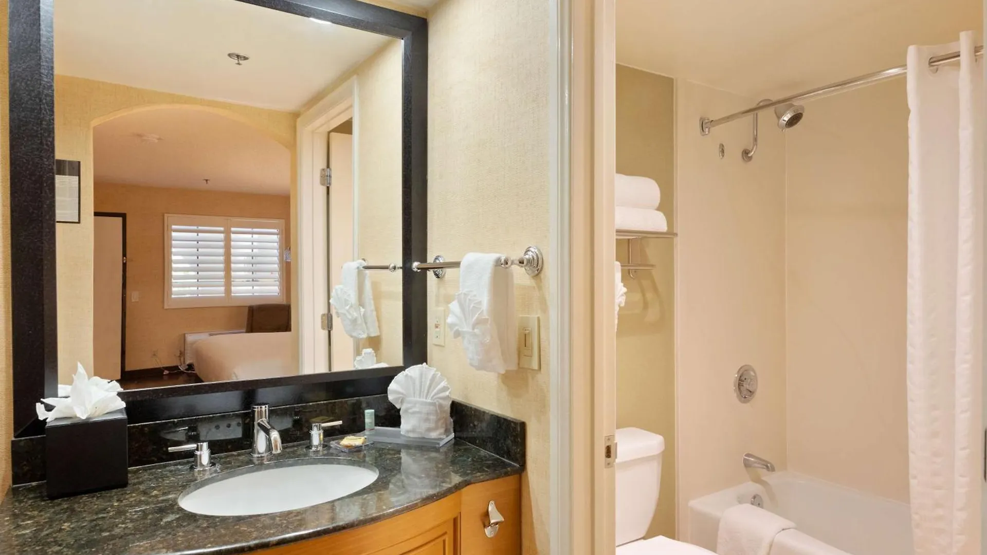 Best Western Plus Las Brisas Hotel Palm Springs 3*,  United States